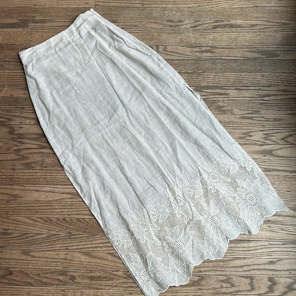 Dance and Marvel Cream Taupe Maxi Skirt Lace edge hem long side slits Small EUC